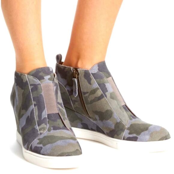 LINEA Paolo 7.5 Felicia Platform Wedge Sneaker Bootie Camo Zip Ankle Shootie - Picture 1 of 10